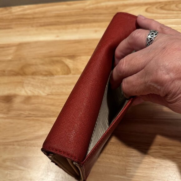 GUESS Women's Wallet Maroon/Red Zip Pocket, Outer Pocket, 14 Card Holders - Picture 5 of 8